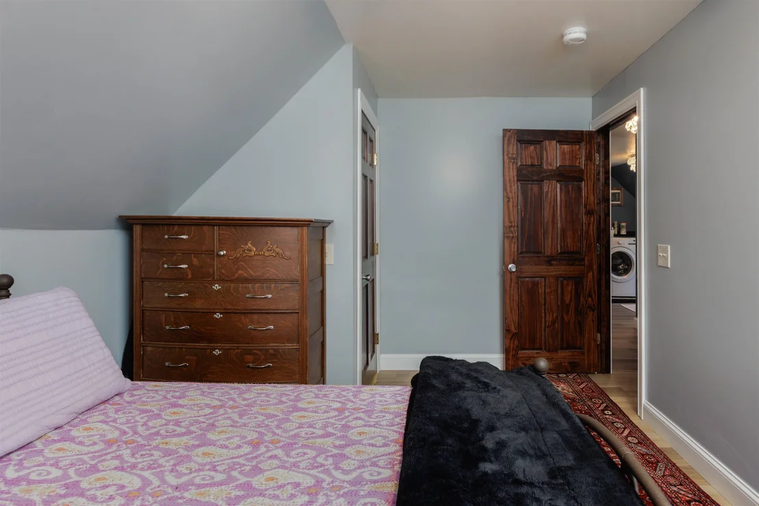 Photo of 147 Park