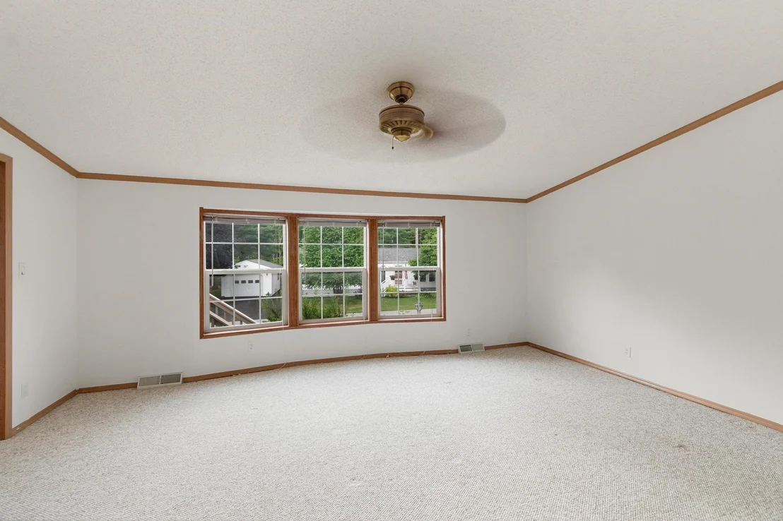 Photo of 611 Meadowbend