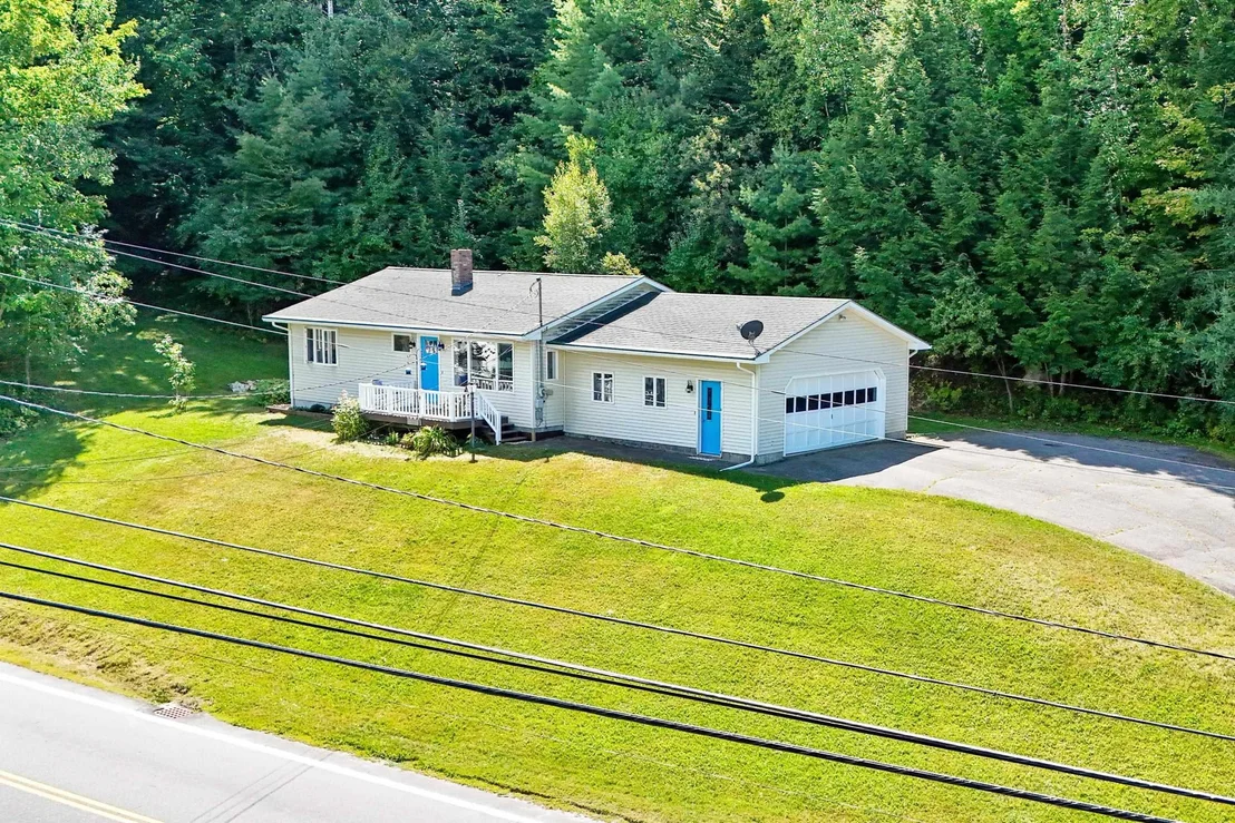 Photo of 370 Lake