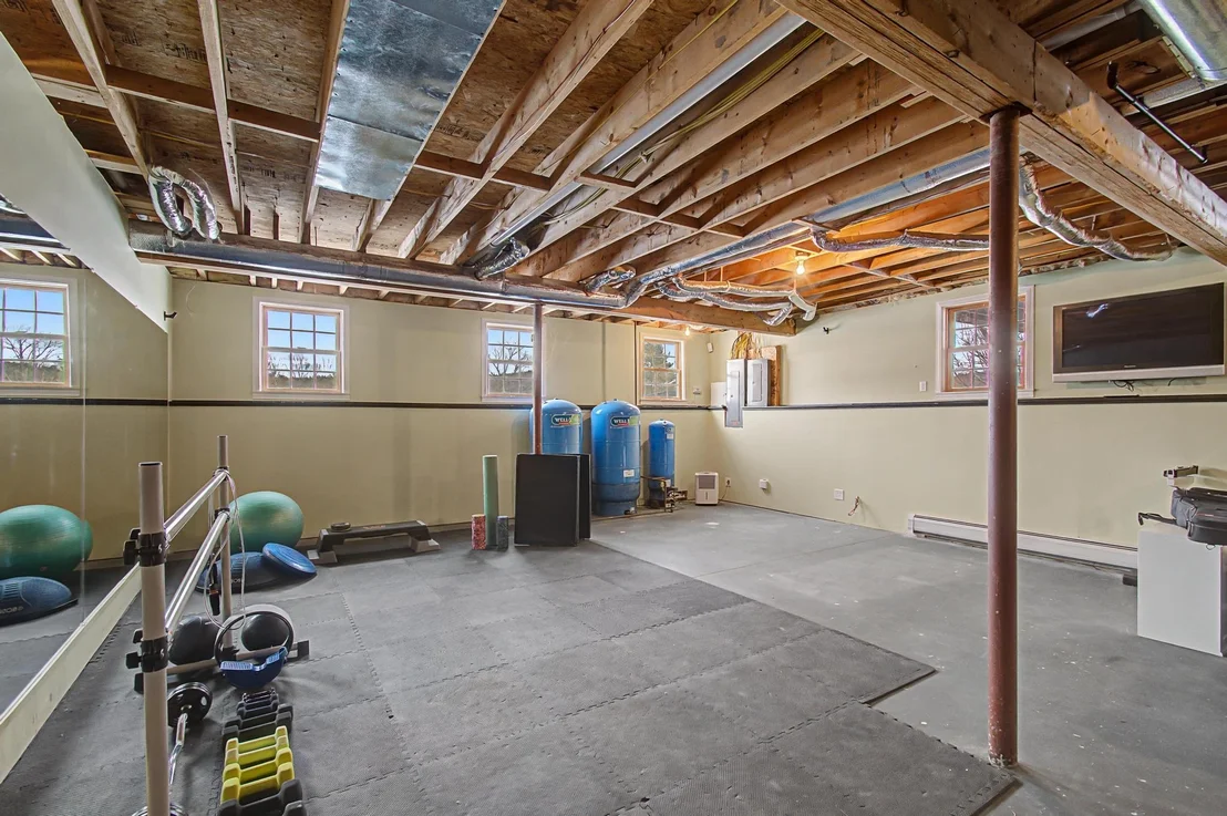 Photo of 4517 Oak Hill