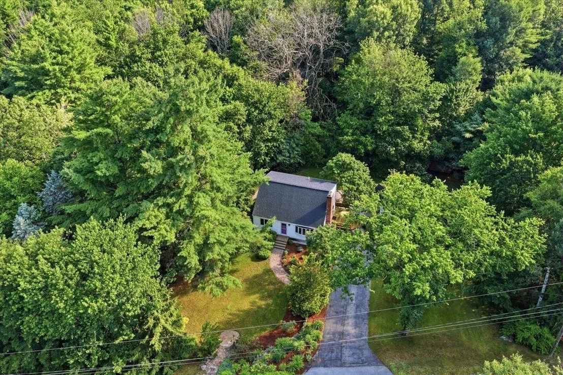 Photo of 16 Lakeview