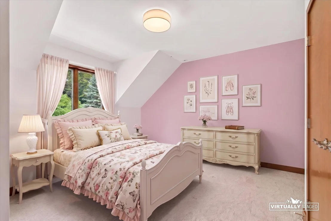 Photo of 243 Cricket Hill