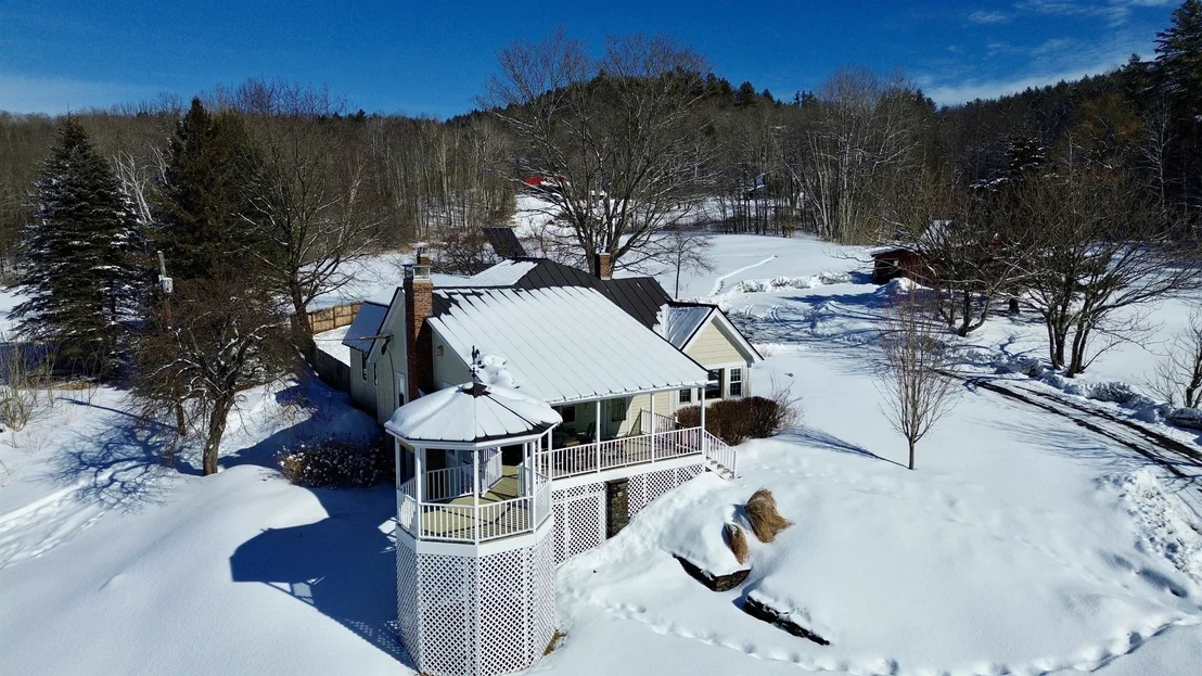 Photo of 441 Rhoades Hill