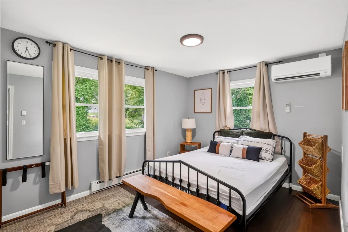 Photo of 87 Sleeper Hill