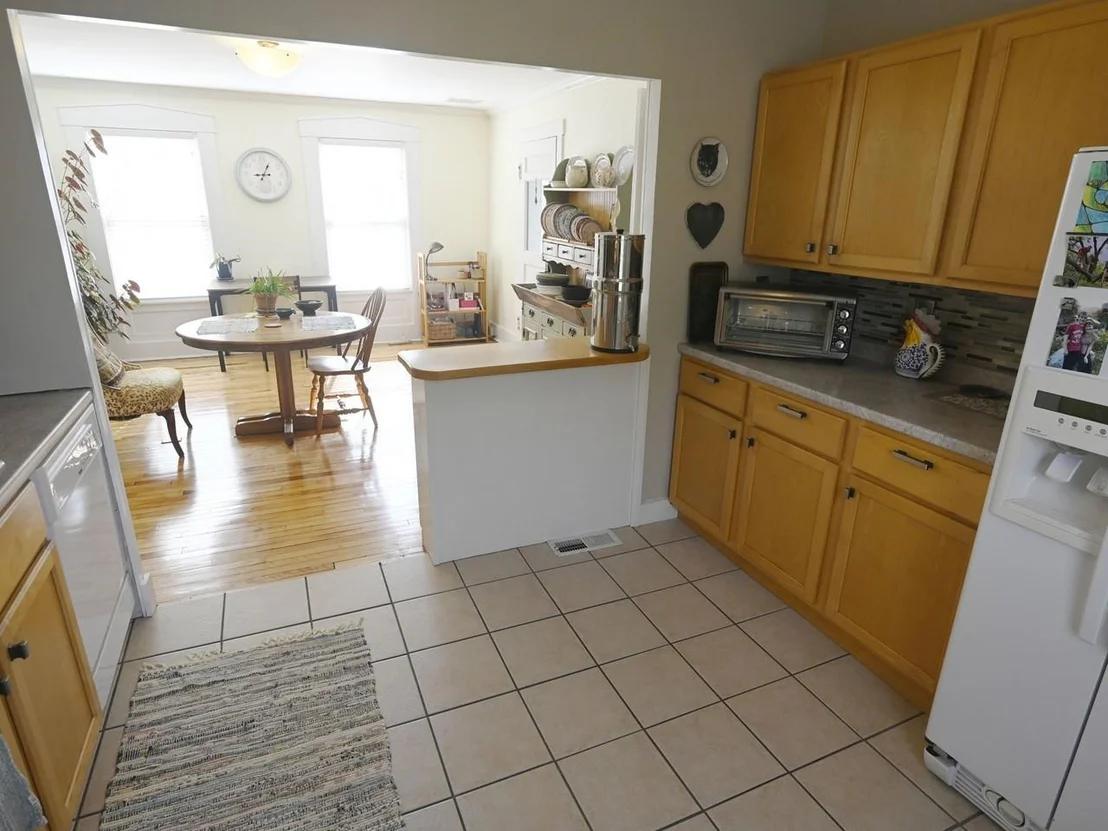Photo of 4614 Brook