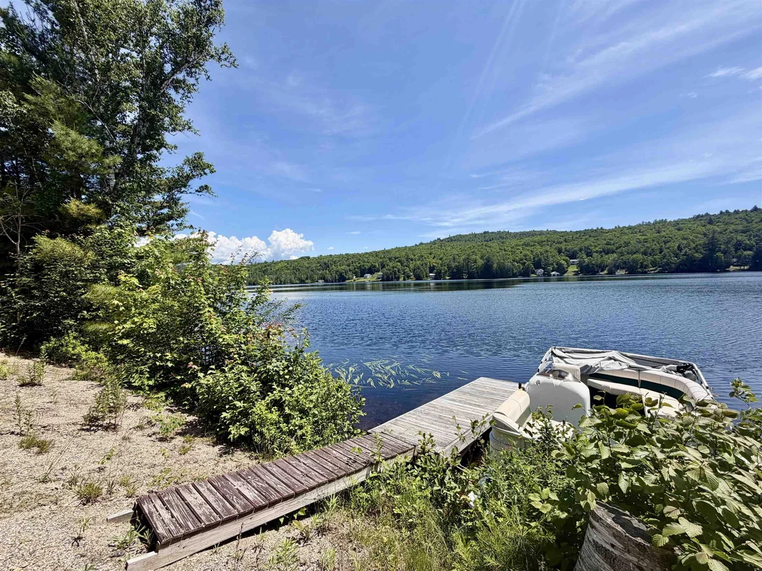 Photo of 263 Cedar Pond