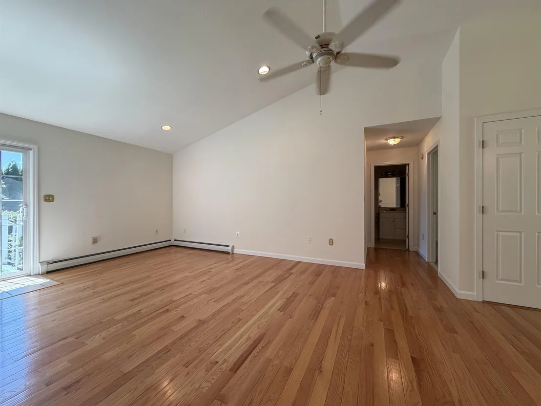 Photo of 44 Arch