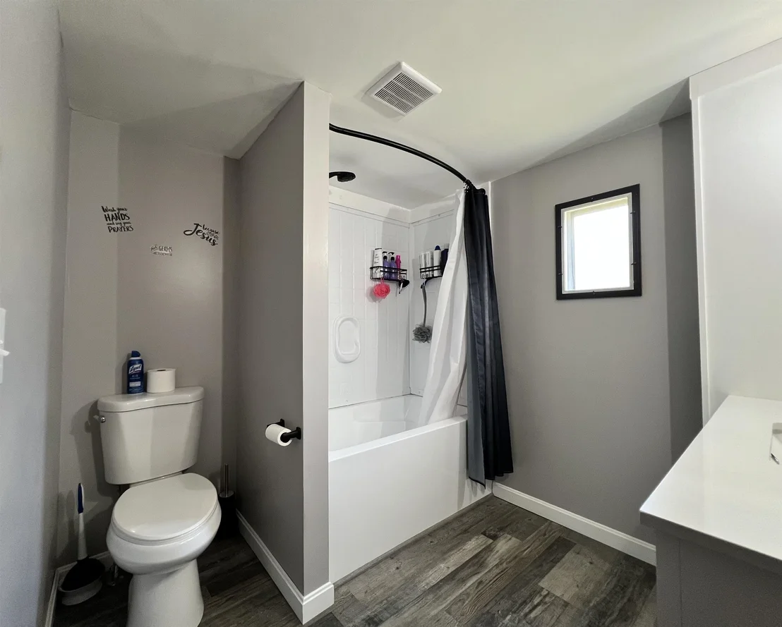 Photo of 7 Spring Brook