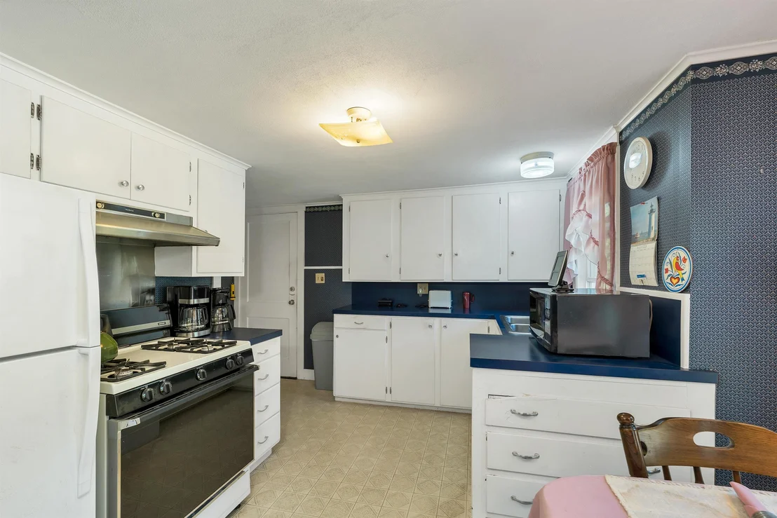 Photo of 44 Waumbeck
