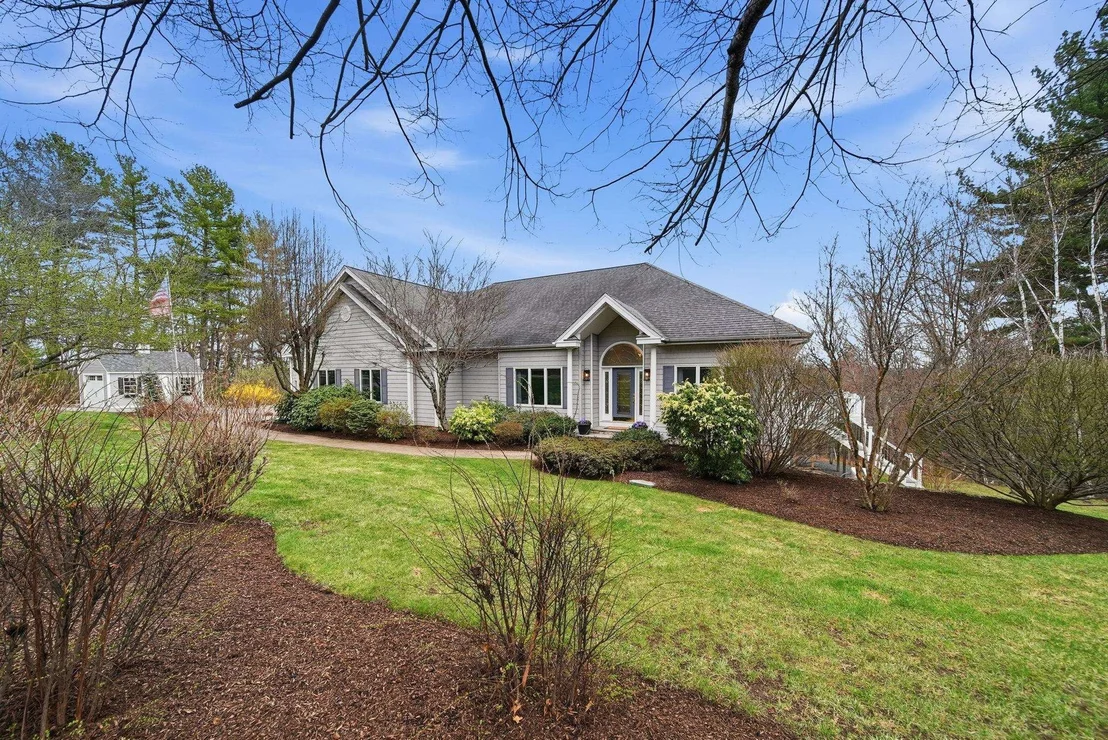 Photo of 8 Ledgewood