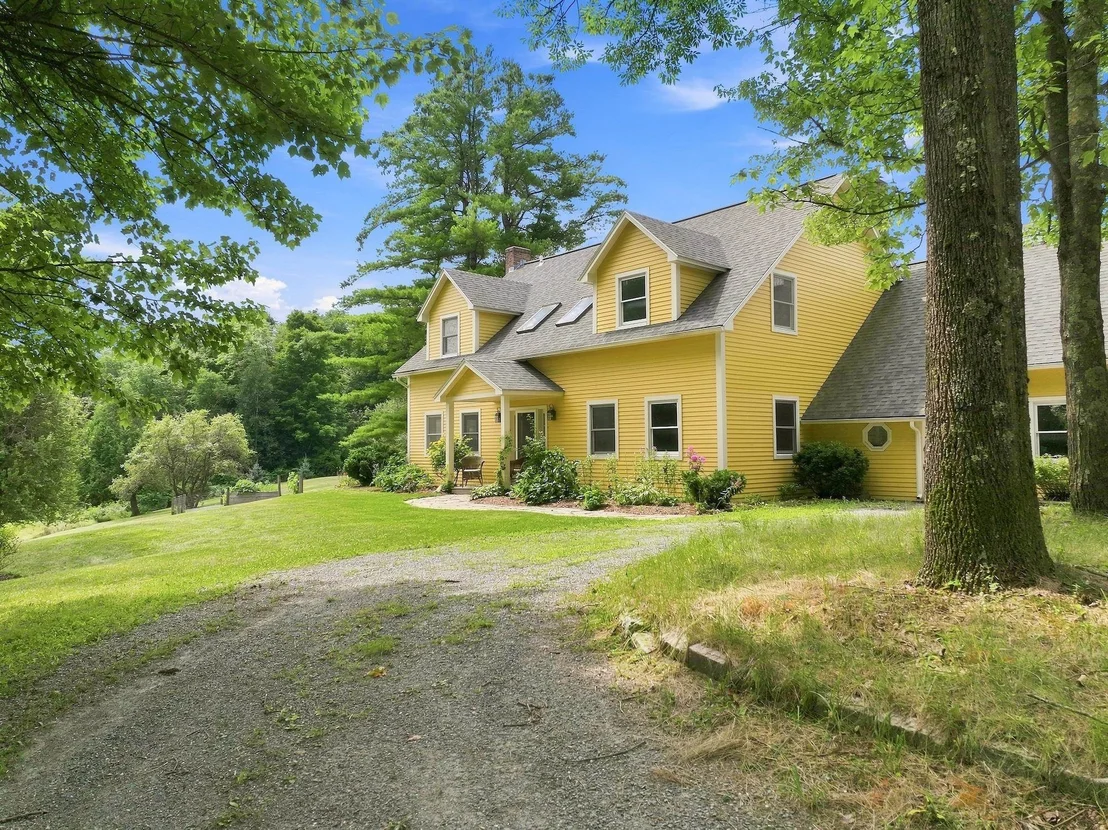 Photo of 656 Highland