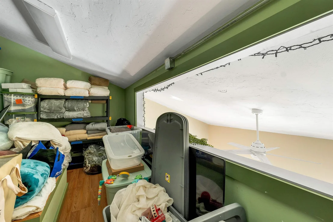 Photo of Unit E at 328 Daniel Webster