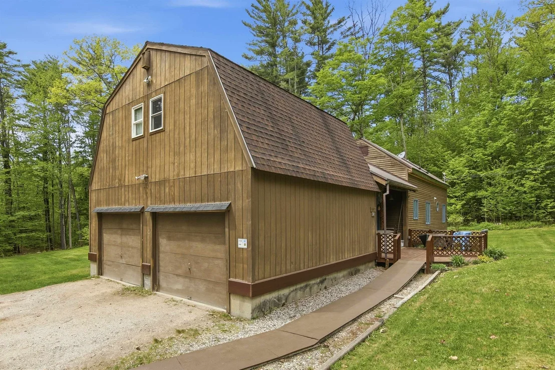 Photo of 397 Mount Prospect