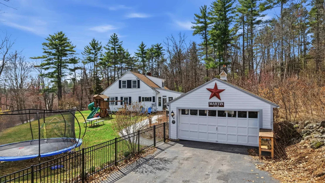 Photo of 209 Hooksett