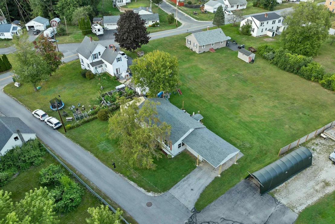 Photo of 6 Emerson