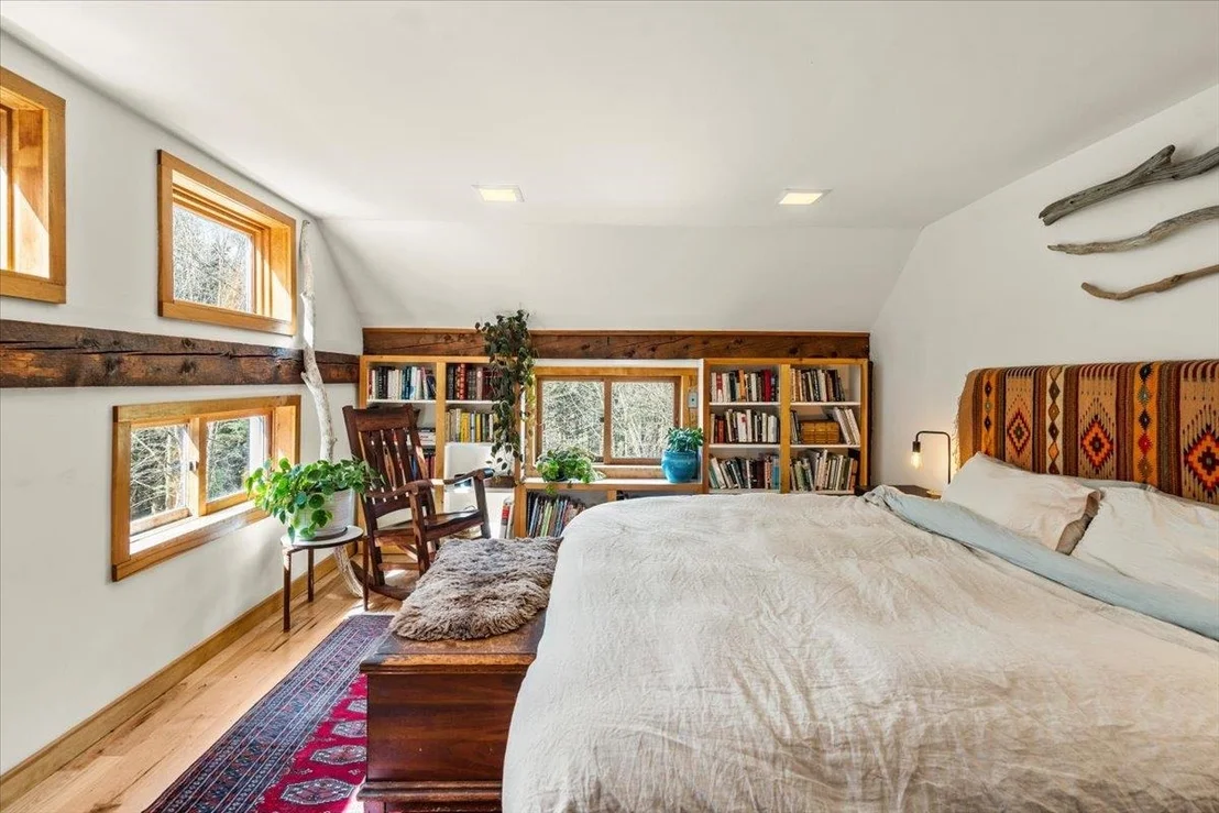 Photo of 278 Spring