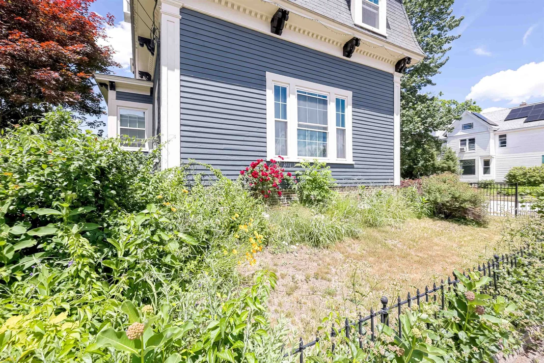 Photo of 8 Grove