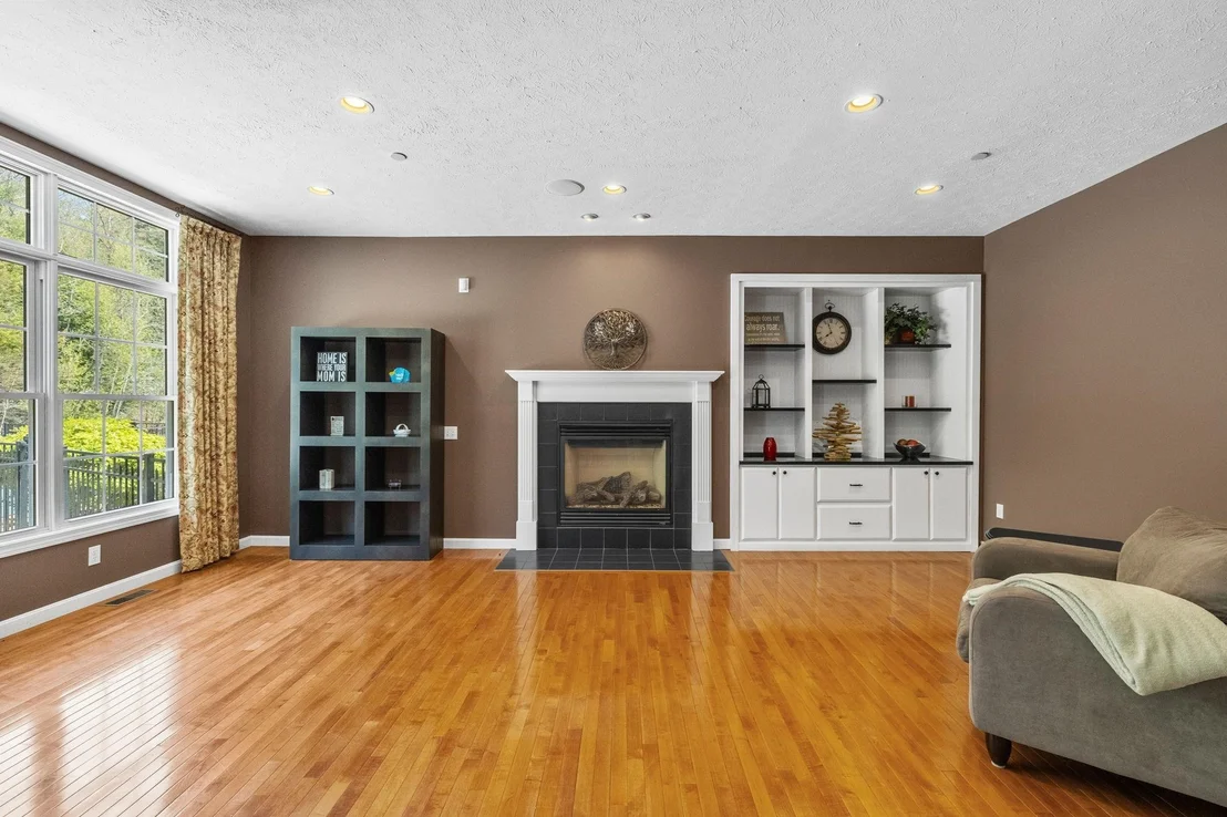 Photo of 17 Mcqueston