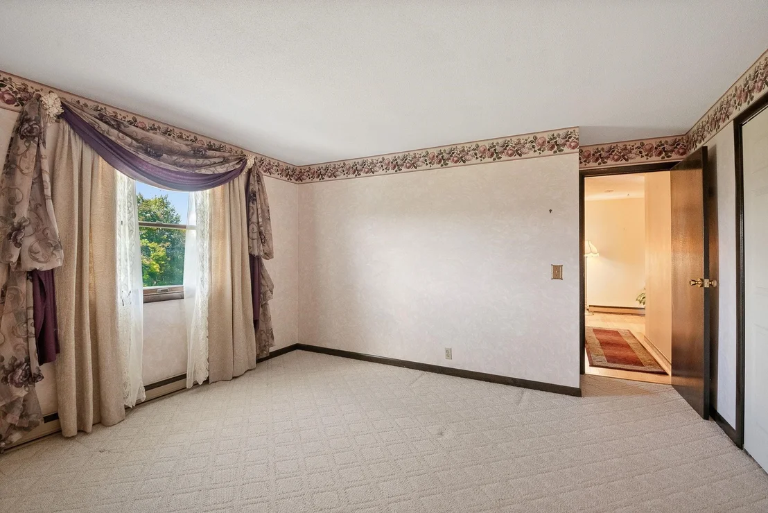 Photo of 210 McLeod