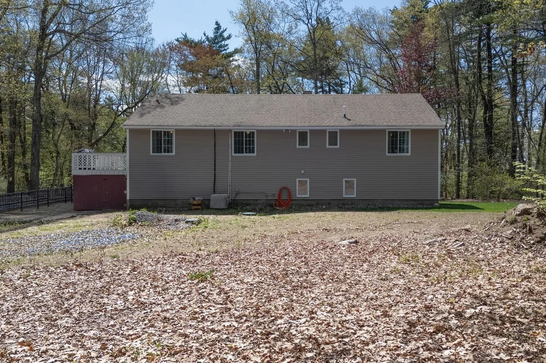 Photo of 6 Maple
