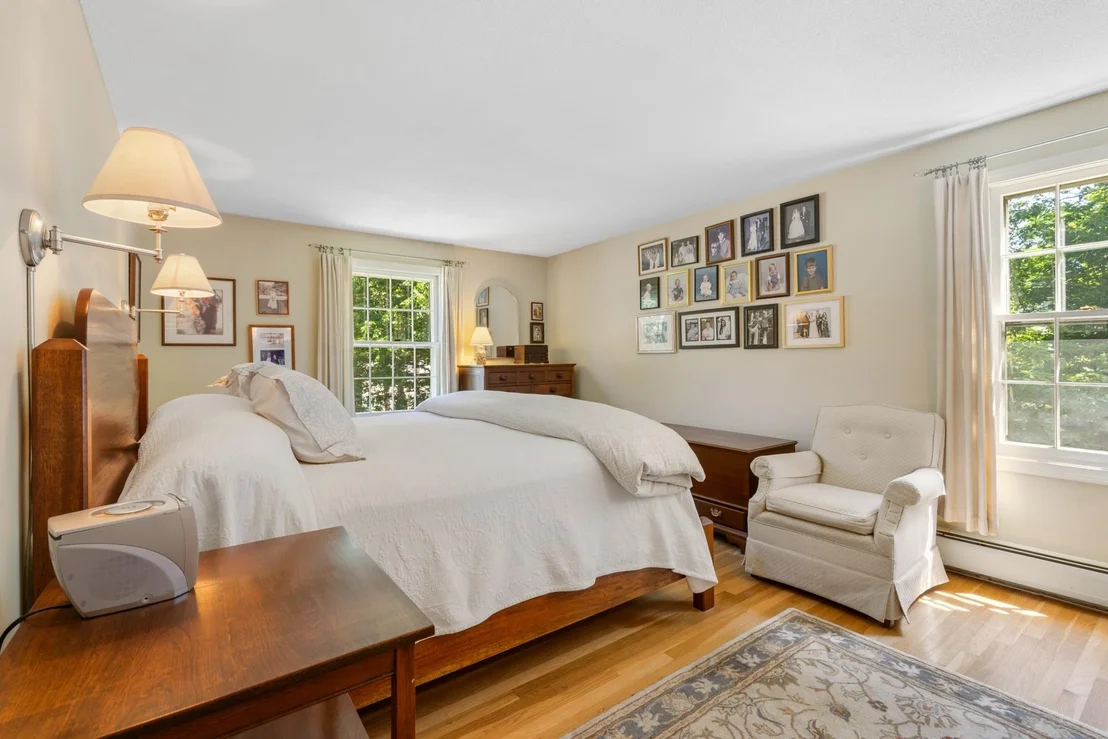 Photo of 6 AMBLER