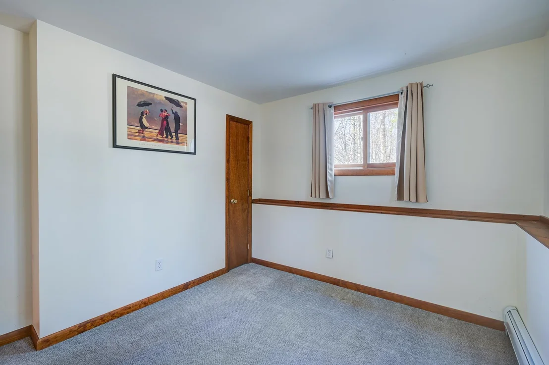 Photo of 27 Upper Lake View