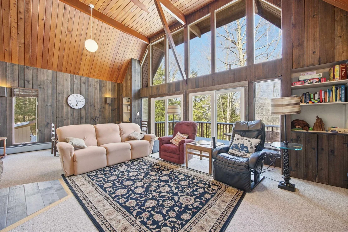Photo of 70 Spring Hill
