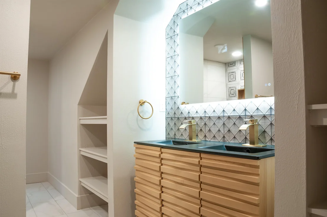 Photo of 228 Cavendish Gulf
