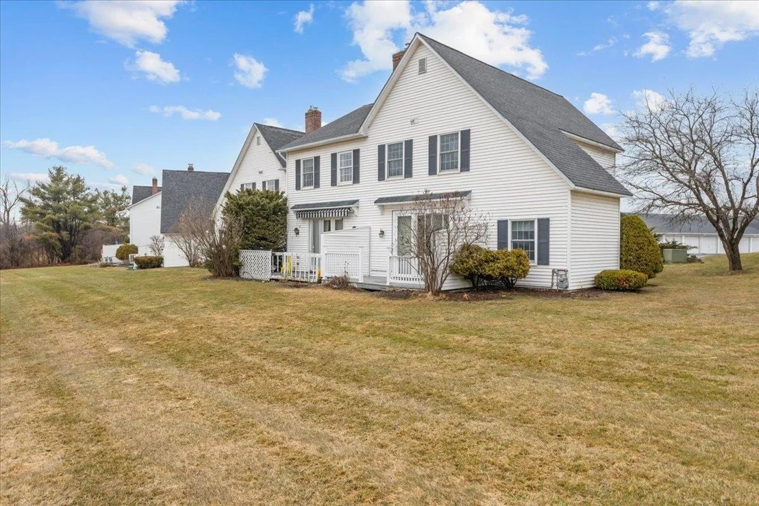 Photo of 433 Westview