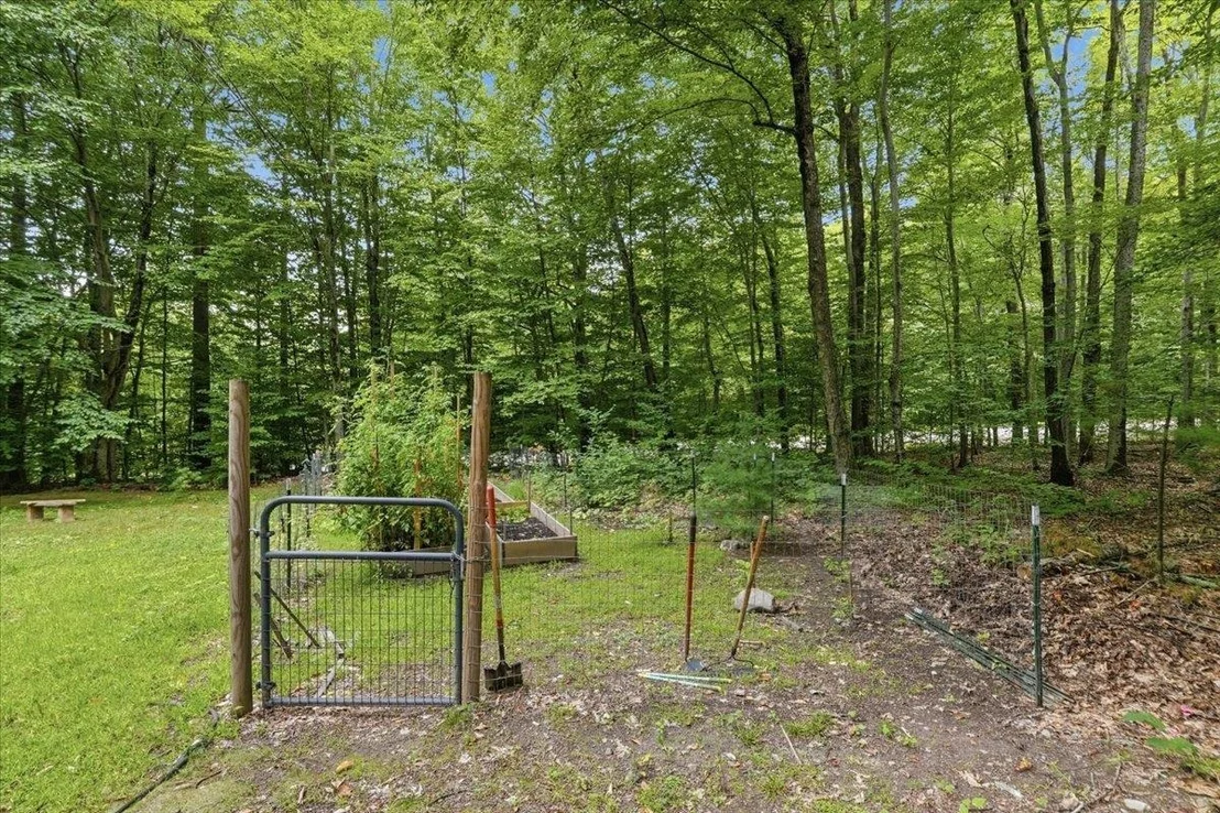 Photo of 17 Forest Ridge