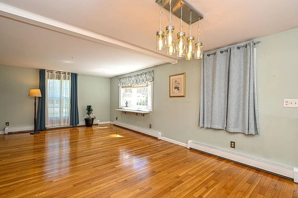Photo of 32 Hickory