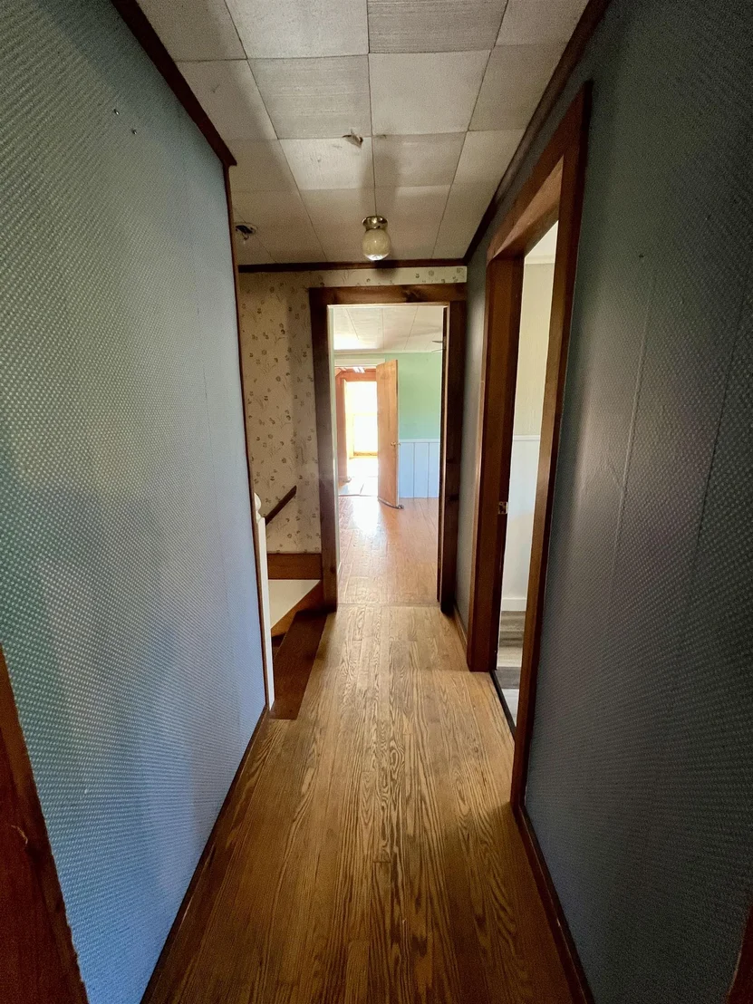 Photo of 159 Riverdale