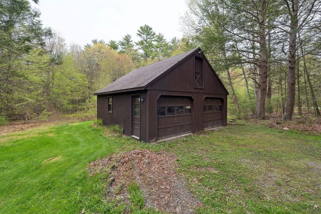 Photo of 12 Hemlock