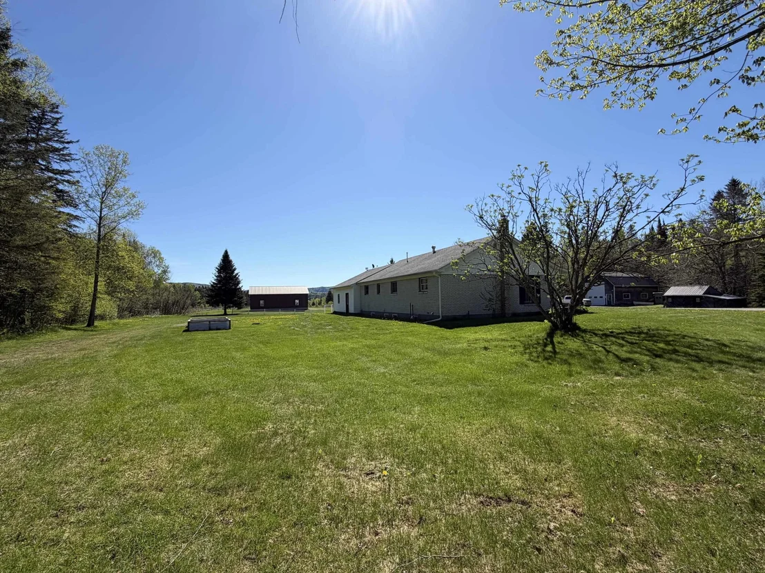 Photo of 438 Canaan Hill