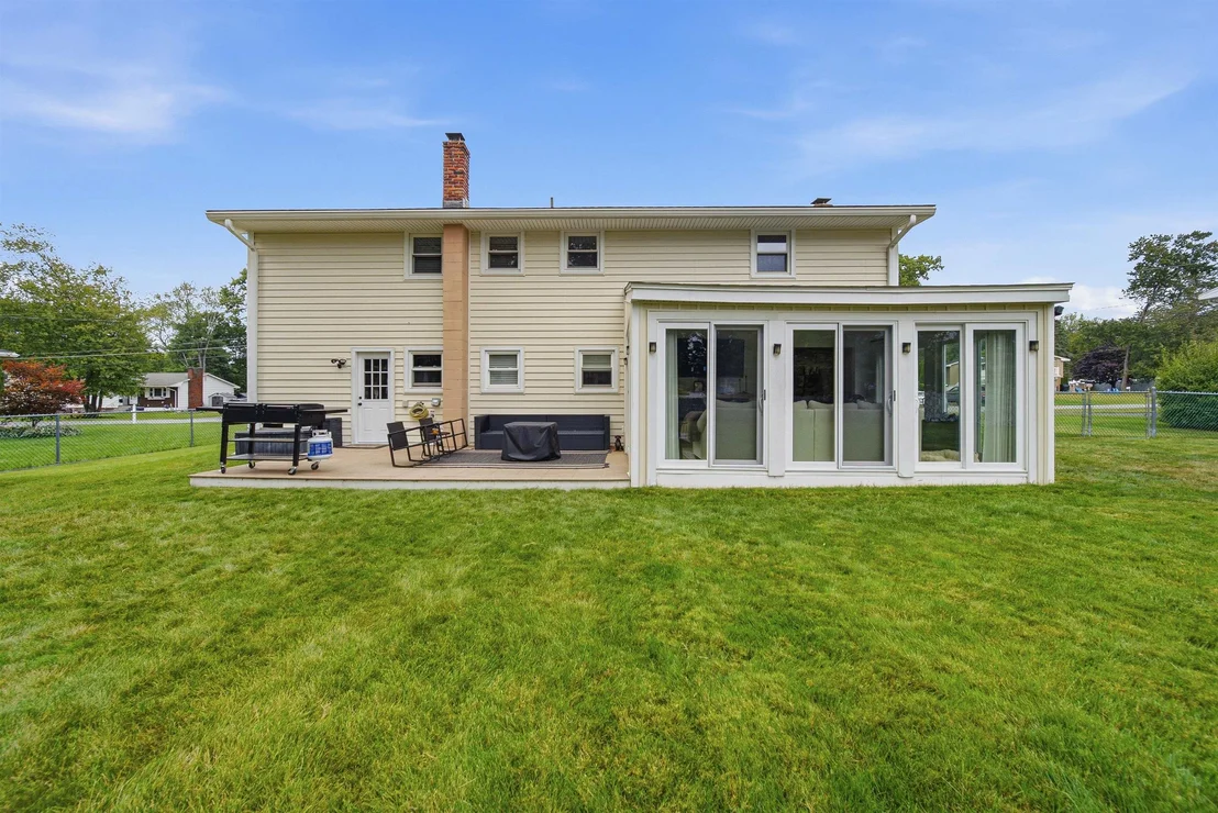 Photo of 17 Juniper