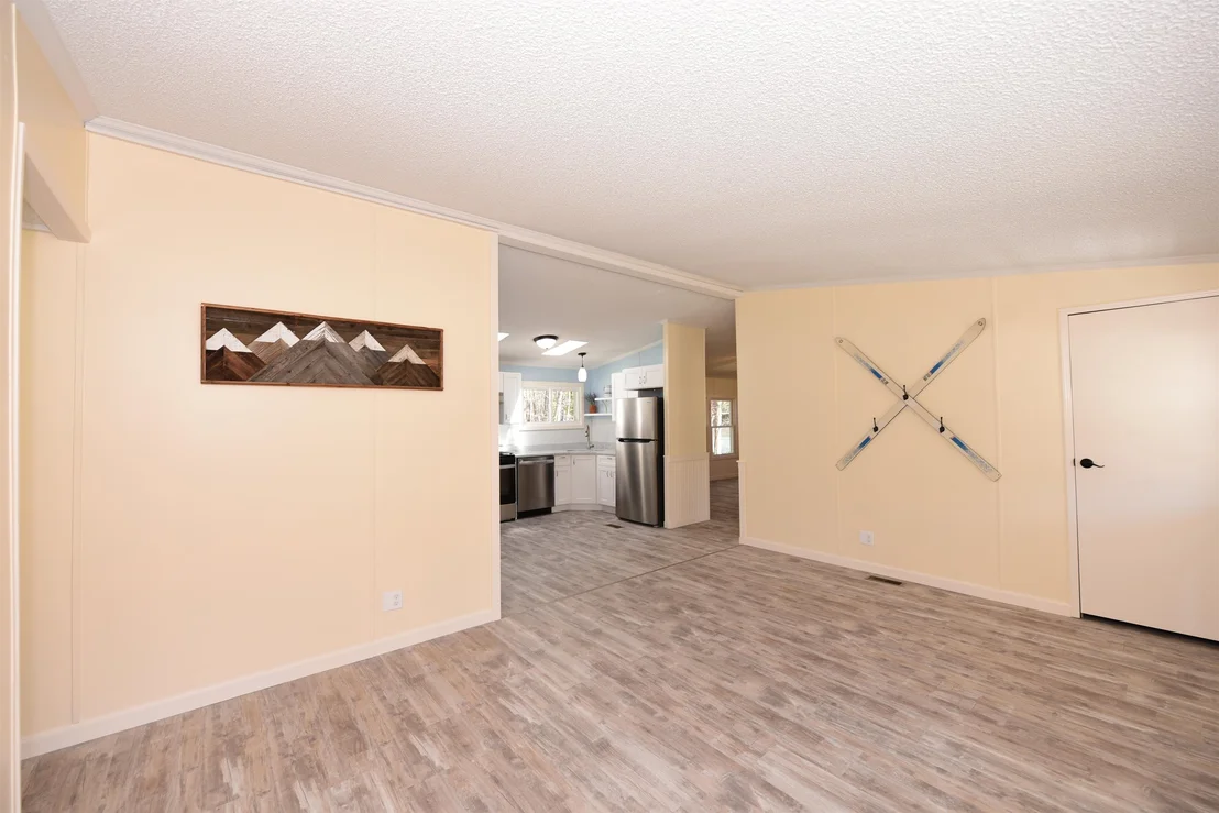 Photo of 74 Lamplighter