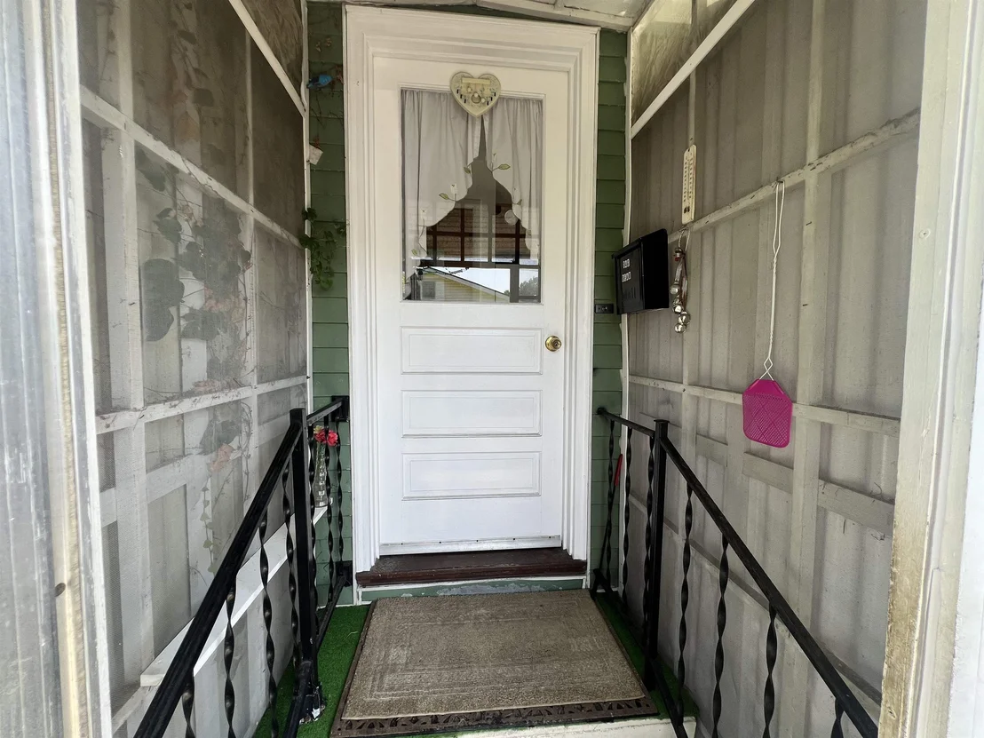 Photo of 140 Dorr