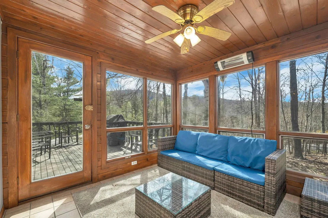 Photo of 35 Valley