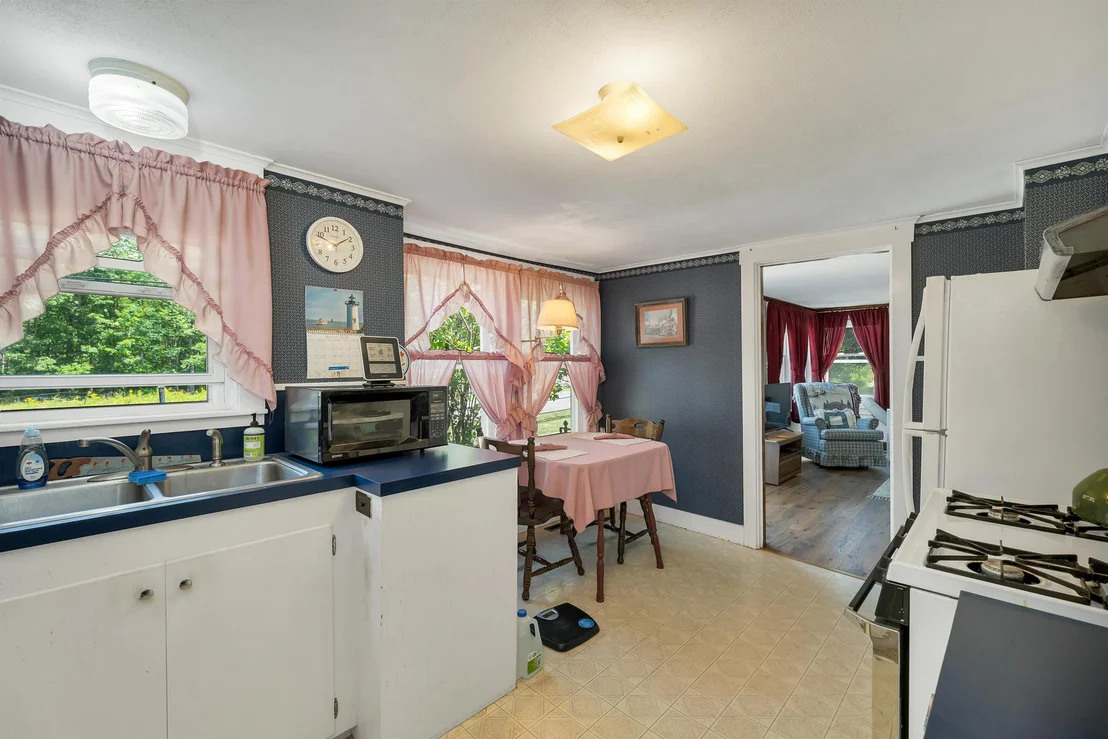 Photo of 44 Waumbeck