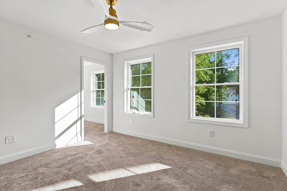 Photo of 6 Gridley