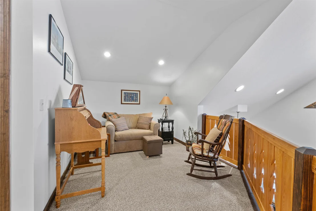 Photo of 108 Remick