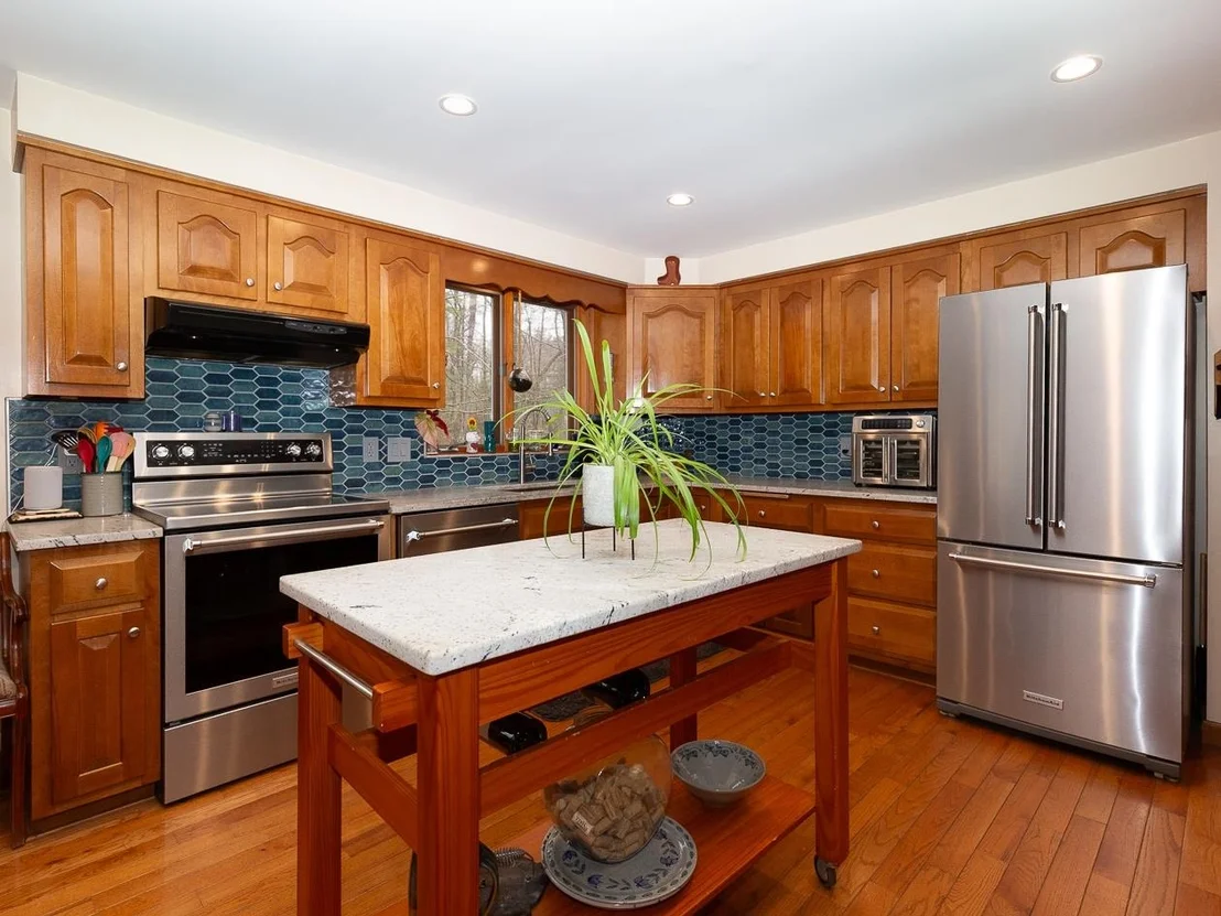 Photo of 8 Laurel