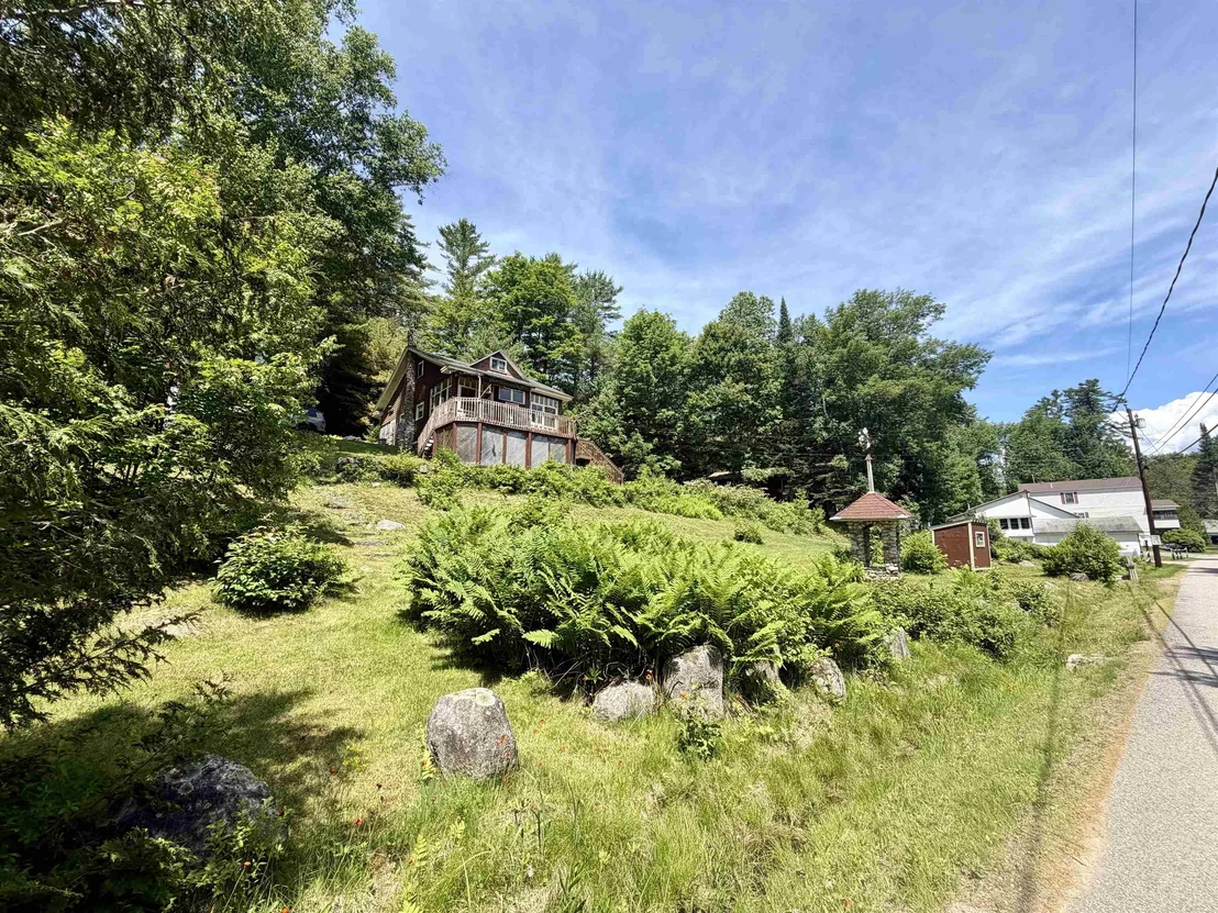 Photo of 263 Cedar Pond