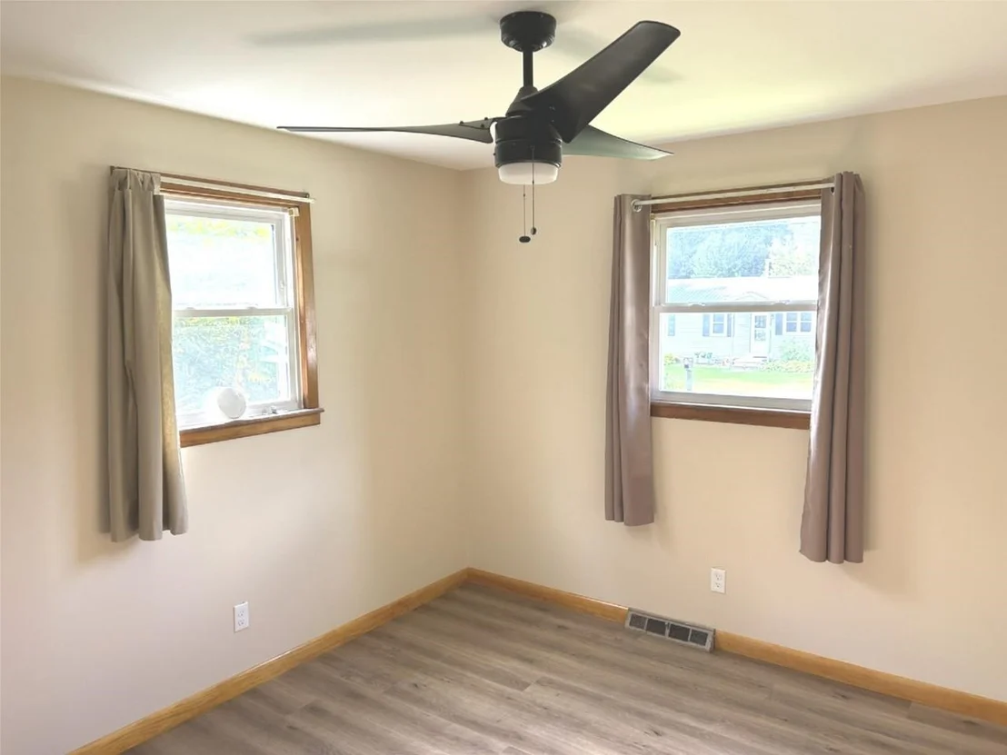 Photo of 92 Sunny View