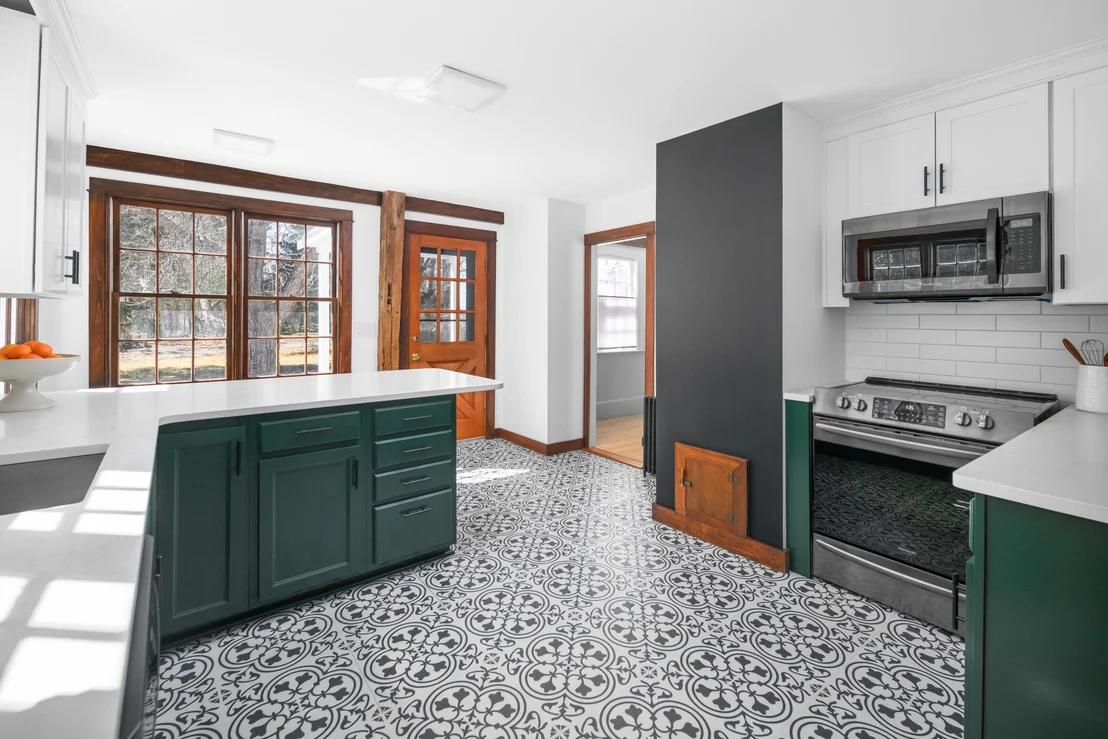 Photo of 850 Washington