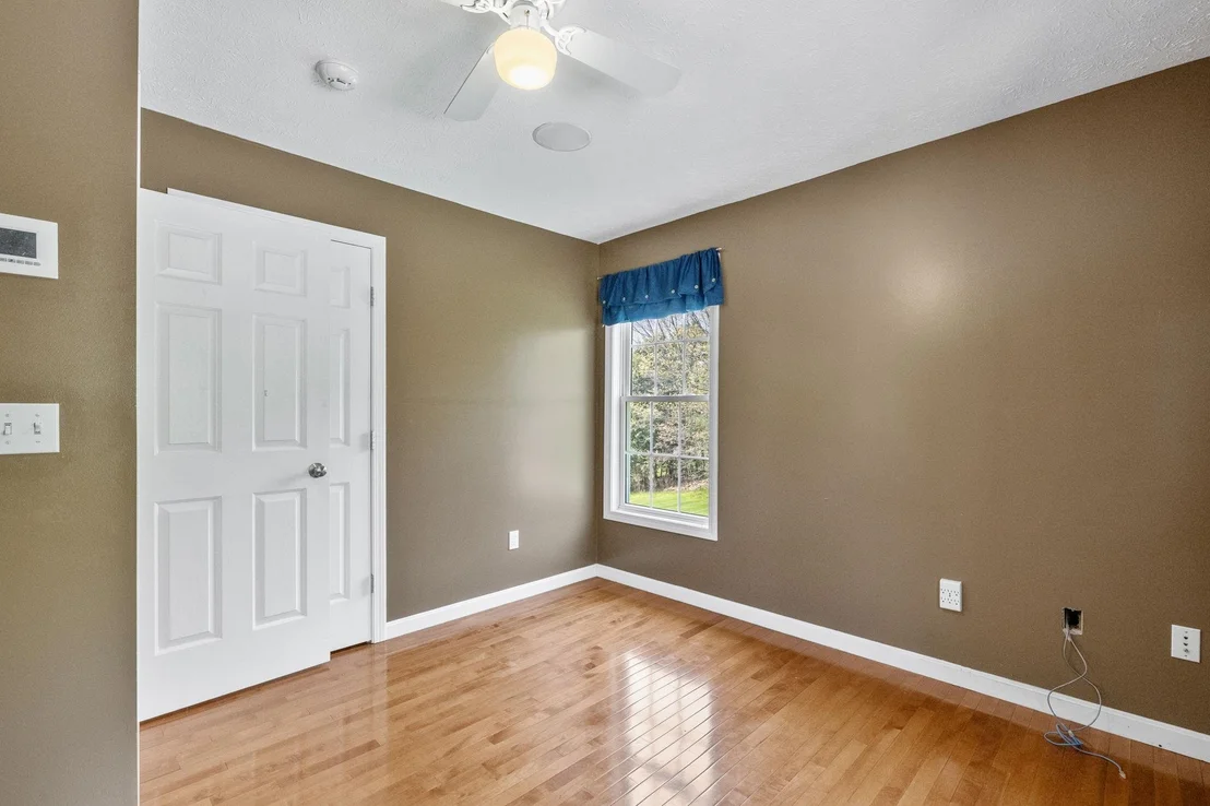 Photo of 17 Mcqueston
