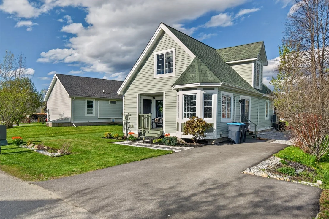 Photo of 3 Griswold