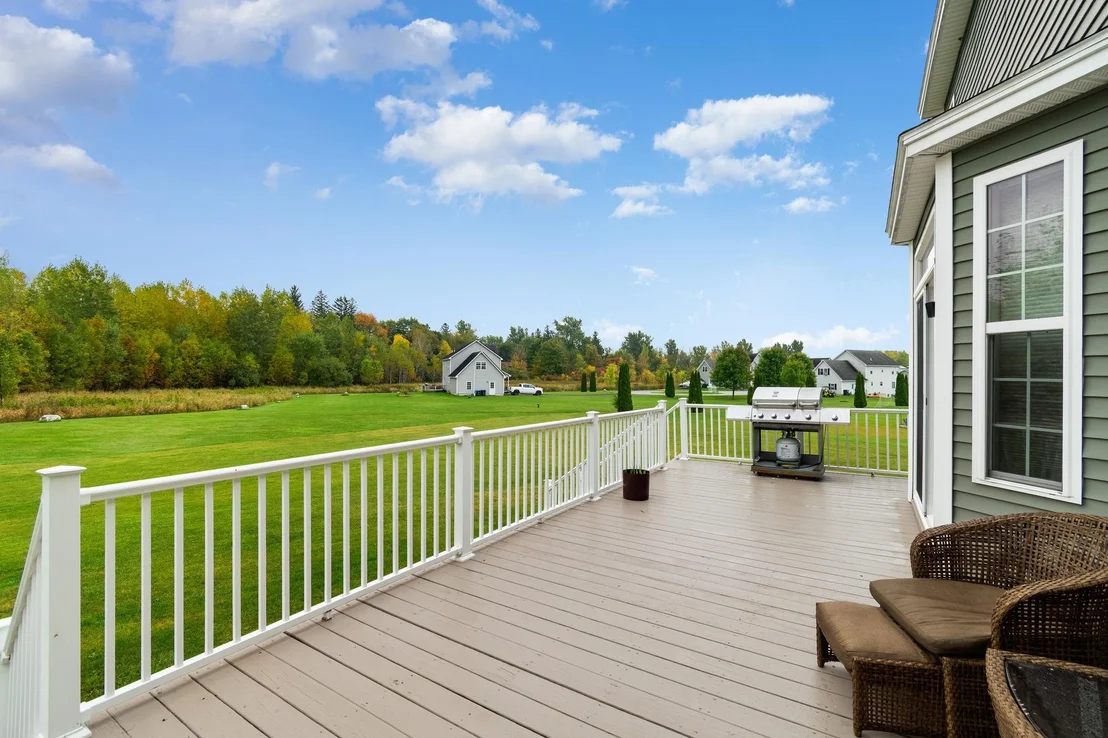 Photo of 8 Meadow View