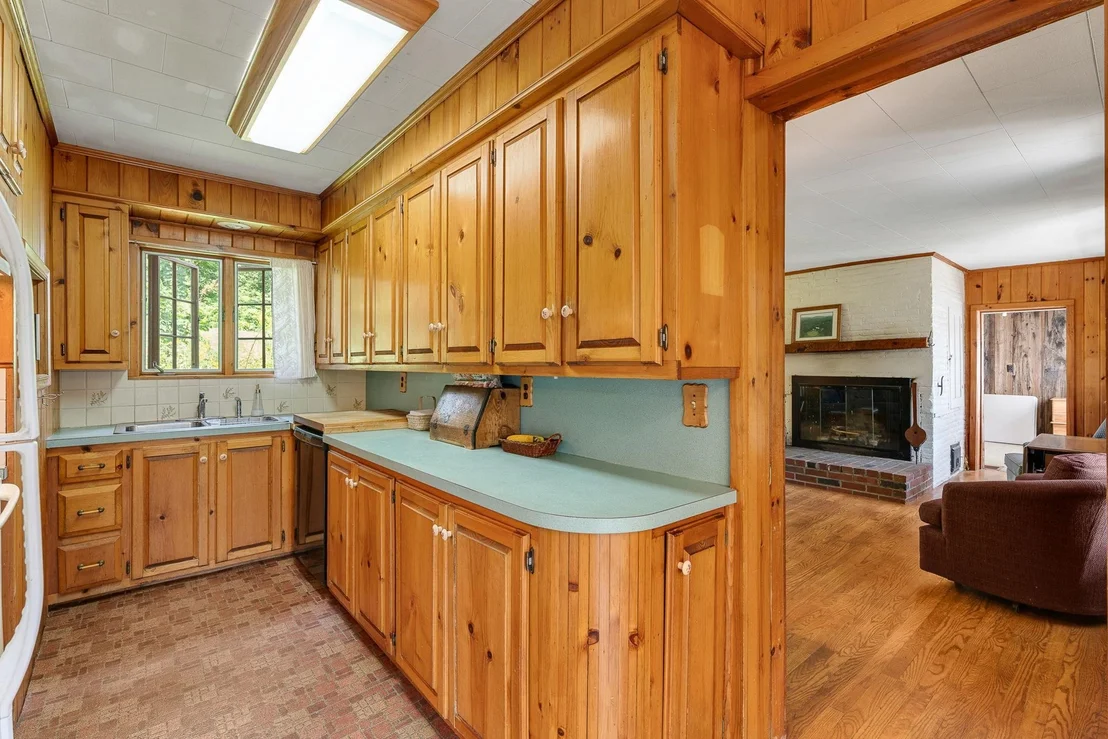 Photo of 373 Perham