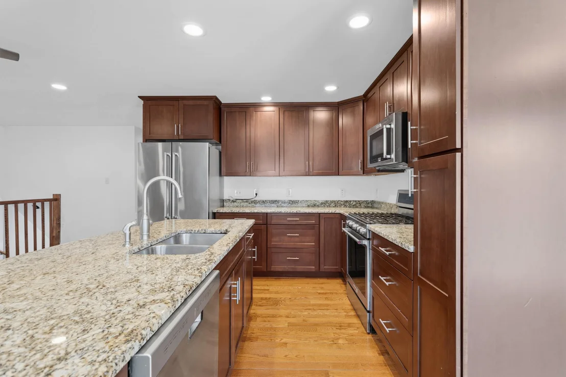 Photo of 264 Broad